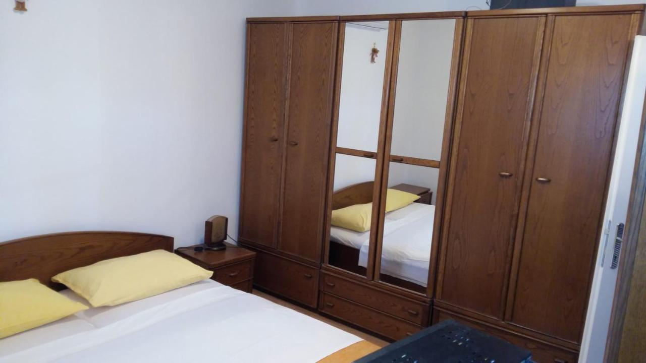 Apartmani Slavica Макарска Экстерьер фото