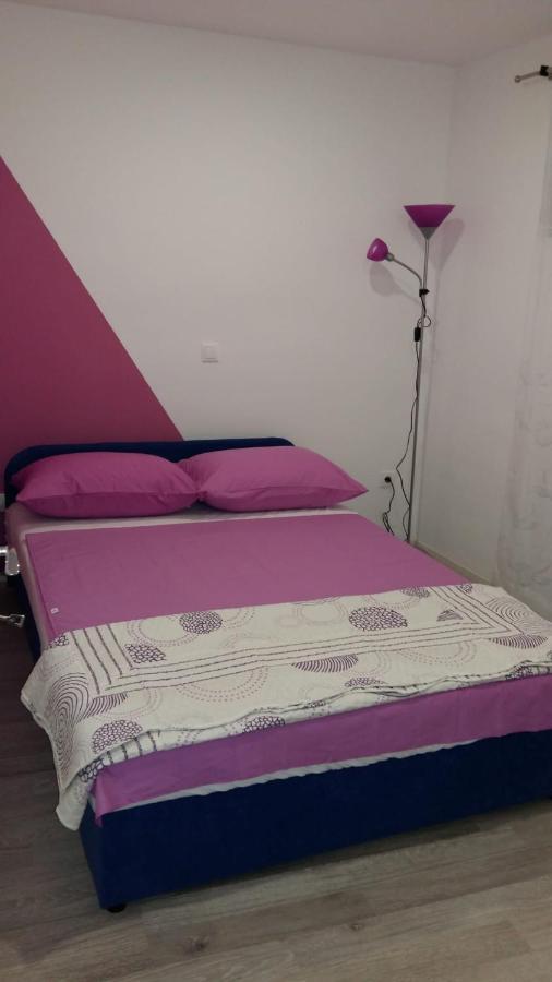 Apartmani Slavica Макарска Экстерьер фото