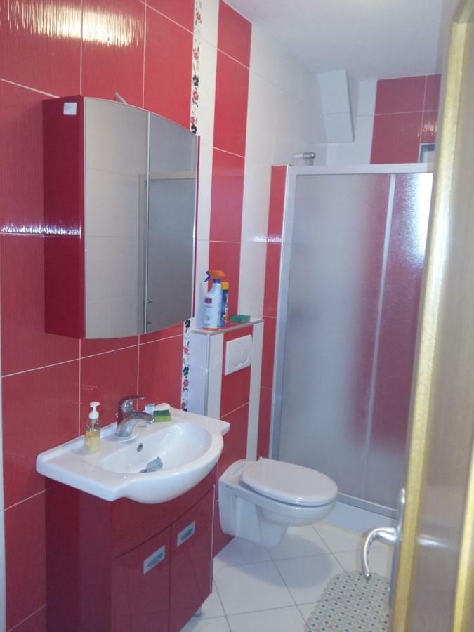 Apartmani Slavica Макарска Экстерьер фото